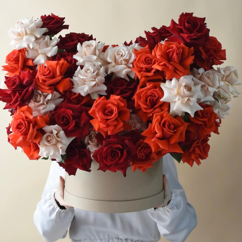 Fire & Ivory Rose Luxury Hatbox