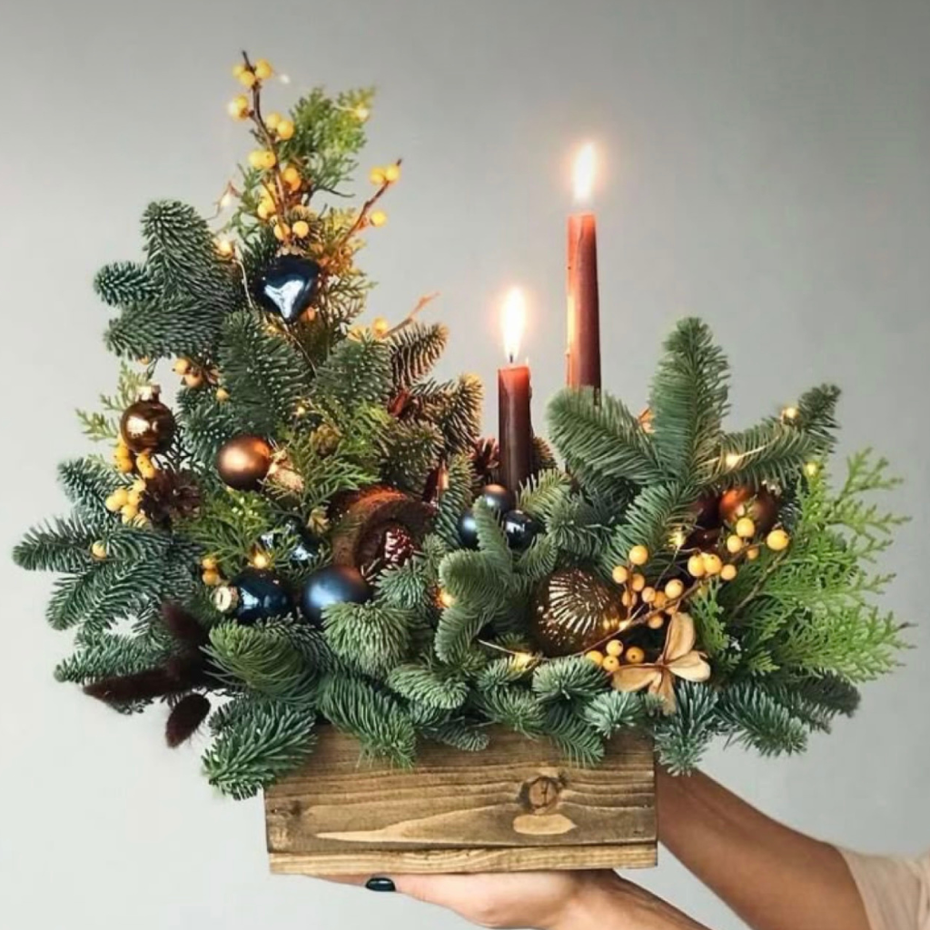 Golden Candle Christmas Centerpiece