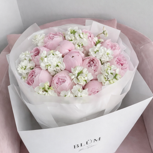 • peony bouquet Miami delivery
• luxury peonies Sunny Isles florist
• International Women’s Day peonies Miami
• BLÜМ Miami pink peony bouquet