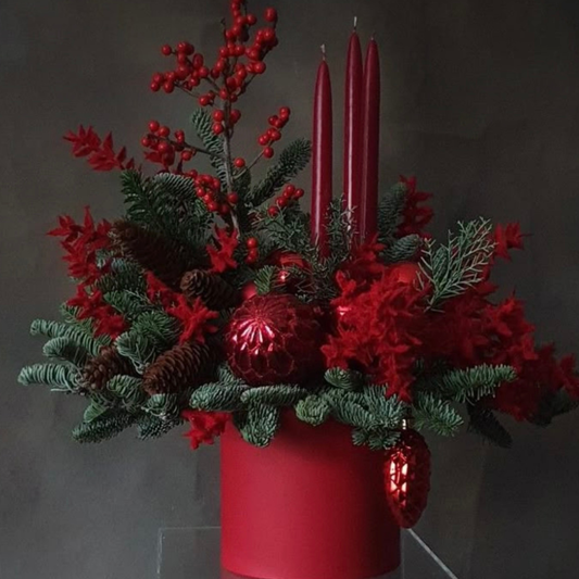 Red Candle Christmas Centerpiece