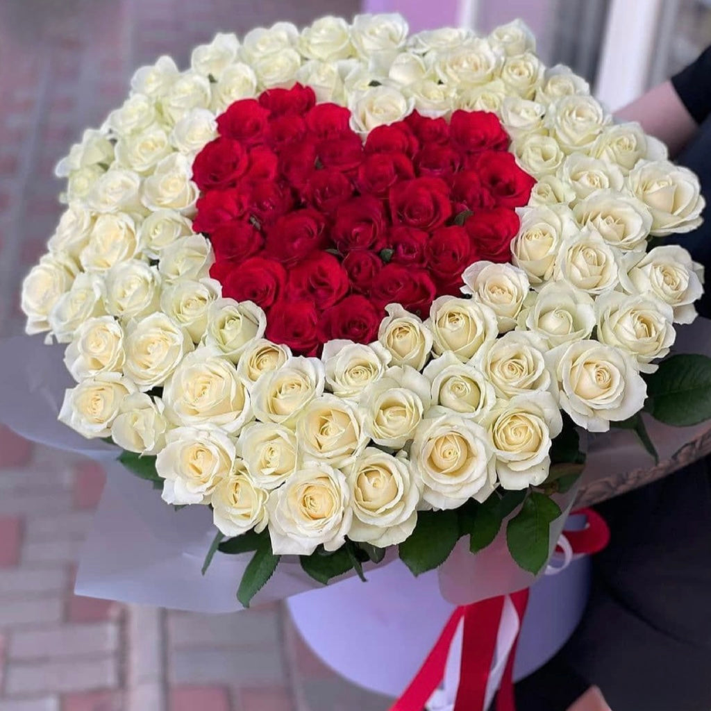 Valentine’s Day Heart Rose Bouquet in Miami | Luxury Red & White Roses