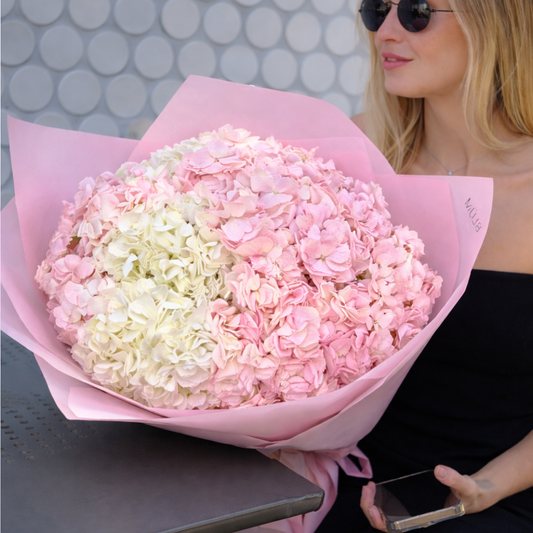 
• blush hydrangea bouquet Miami delivery
• luxury hydrangeas Sunny Isles florist
• International Women’s Day flowers Miami hydrangeas
• BLÜM Miami hydrangea bouquet
