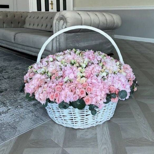 Grand Pastel Basket – Hydrangeas & Spray Roses